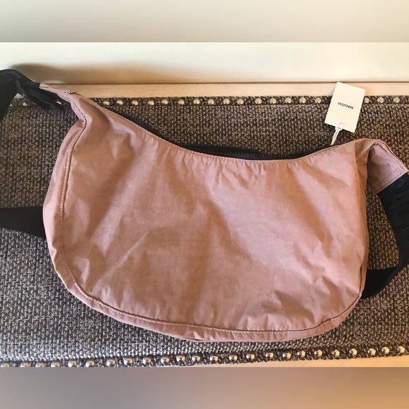 NWT Taupe Baggu Medium Cresent - Picture 2 of 4